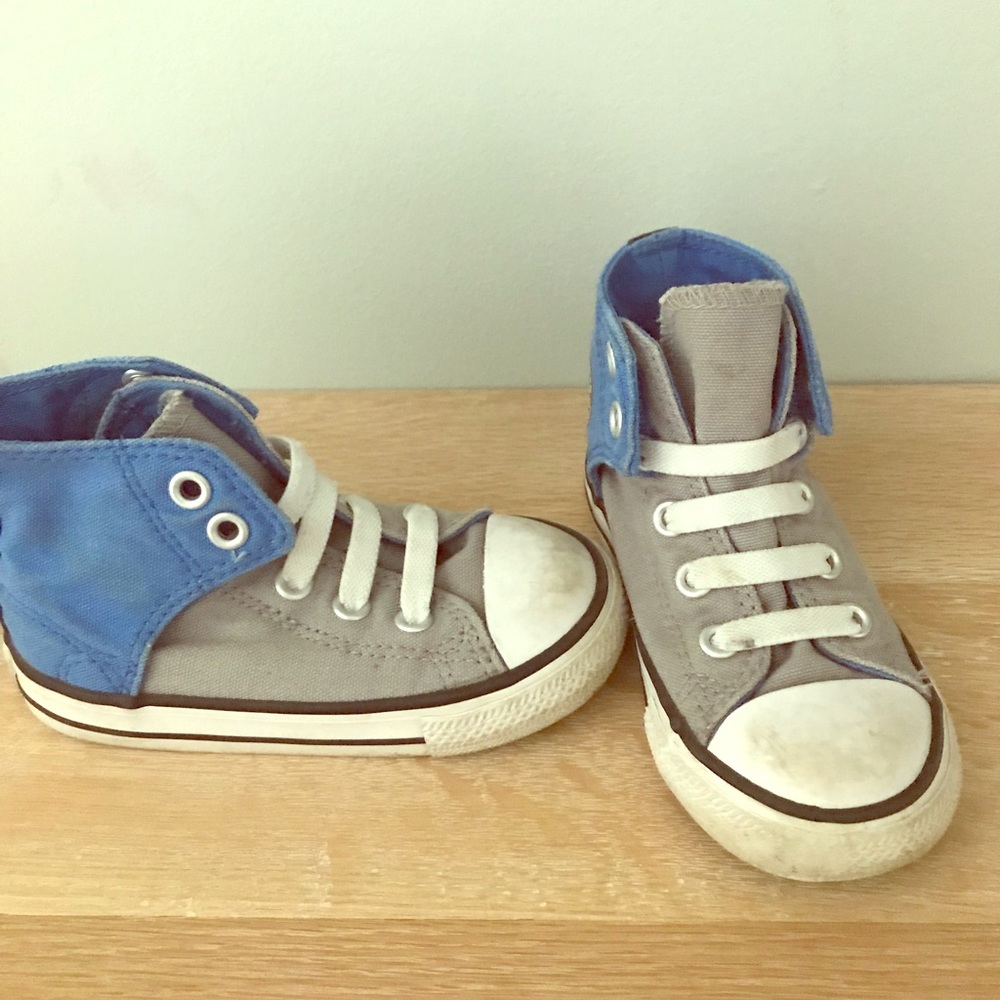 Converse no lace side Velcro high tops